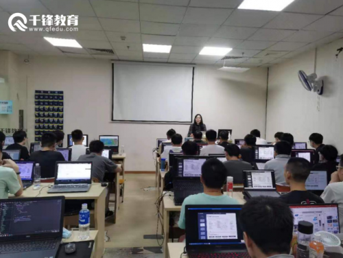 千鋒web前端培訓(xùn)億達信息上門招聘2